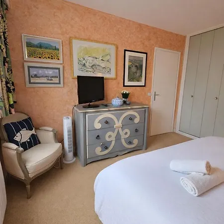 Appartement Les Terrasses De La Pinède, T3, 4p, Plage&pinède
